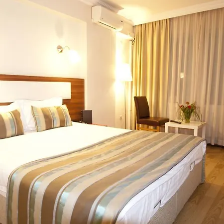 Megapole Hotel